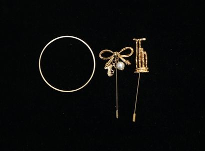 FERRAGAMO, MONET and MISCELLANEOUS - GOLDEN...