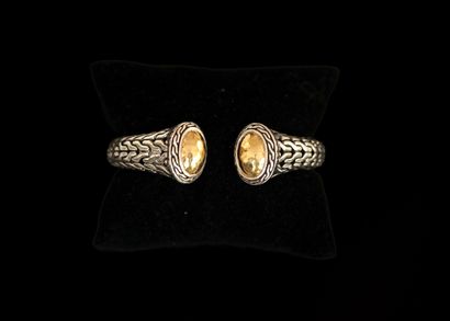 925/°° silver and gold highlights on the...