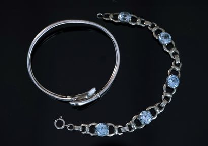 SET in 800/°° and 925/°° silver, comprising...