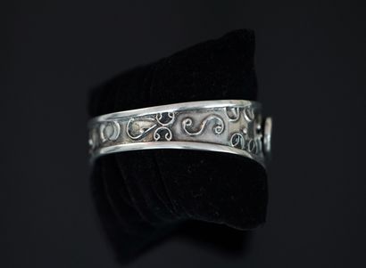 Rigid opening flat JONC BRACELET in silver...