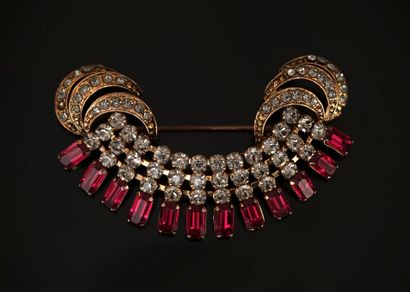 Vintage brooch, circa 60, in gilded metal...