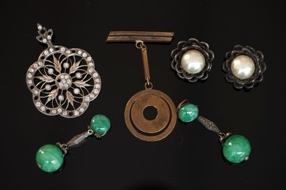 FANTAISIE - A silver or gold-plated SET including...