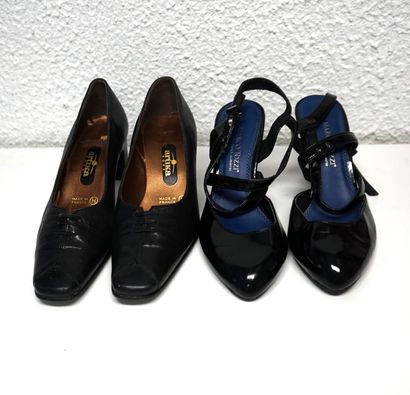 VINTAGE - SET of 4 PAIRS OF Moccasin, strappy...