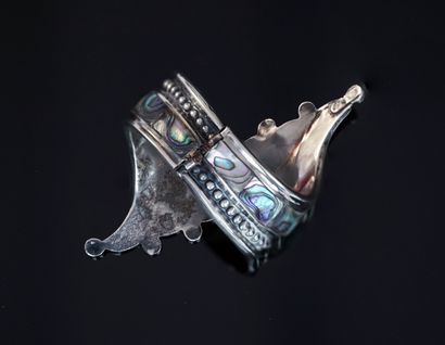 925/°° silver BRACELET with 2 stylized leaves...