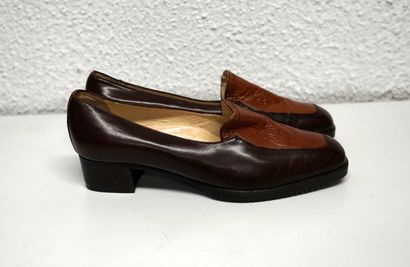 VINTAGE - SET of 4 PAIRS OF Moccasin, strappy...