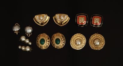 FANTAISIE - SET in gilded metal, rhinestones,...