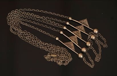 FANTAISIE - Modernist silver-plated necklace...