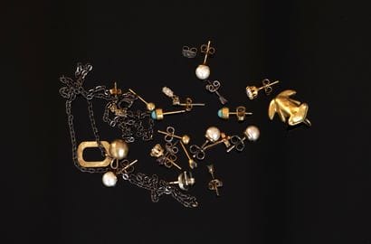 Gilded metal ENSEMBLE comprising 7 PAIRS...
