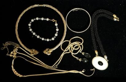 FANTAISIE - SET in gilded or silvered metal,...
