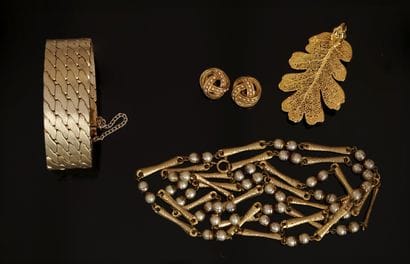 FANTAISIE - Gilded metal ENSEMBLE including...