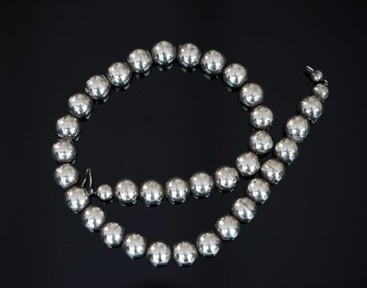 NECKLACE made of silver balls min 800/°°,...