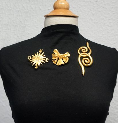 Gilded metal SET including 3 PINS, 