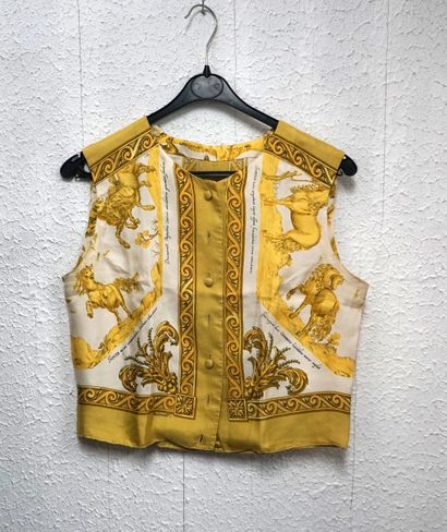 Silk GILET possibly assembled from a Hermes...
