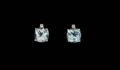PAIR OF 925/°° silver ear studs set with...