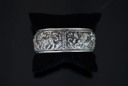 SET in silver min 800/°°, Asian work, including...