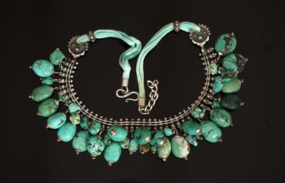 Silver-plated chased-link NECKLACE with turquoise...