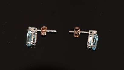 PAIR OF 925/°° silver ear studs set with...
