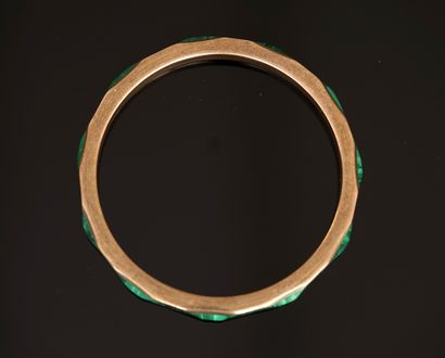 BRACELET JONC en cuivre agrémenté de plaques...