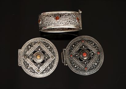 SET in min. 800/°° silver (crab hallmark)...