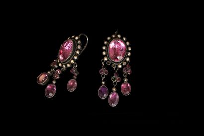 PAIRE DE PENDANTS d'oreilles en argent min...