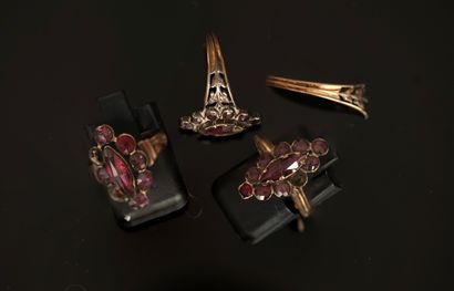 ENSEMBLE de DEBRIS de BAGUES MARQUISE en...