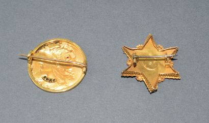 18K (750/°°) yellow gold eagle head hallmarked...