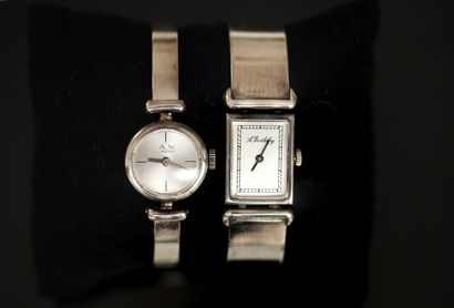 SET in 800/°° silver with crab hallmarks,...