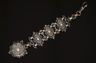 ELEMENT DE CHATELAINE en argent min 800/°°...