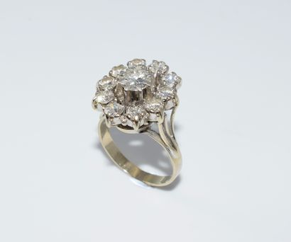 MARGUERITE RING in 18k (750/°°) white gold...