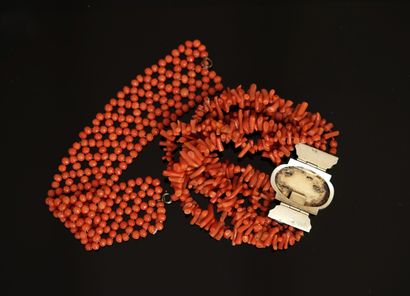 SET consisting of 2 BRACELETS of orange-red...