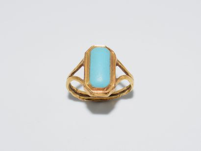 Gold lot of antique jewelry to restore. As...