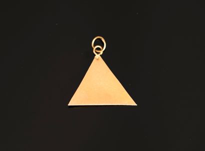Masonic pendant in 18k (750/°°) yellow gold...