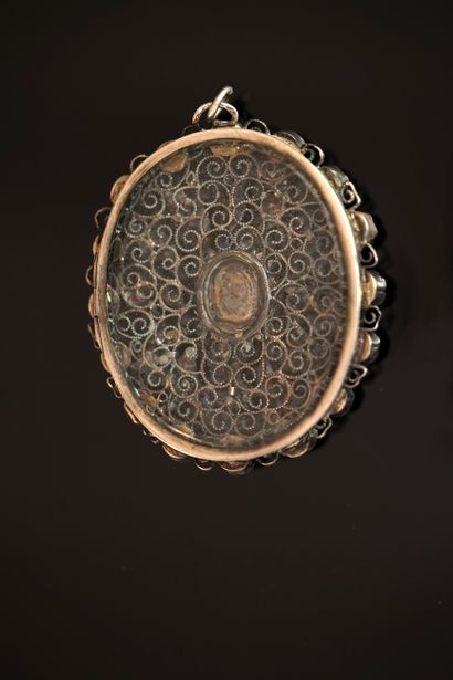 Silver and silver-gilt photograph-holder...