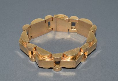BRACELET TANK in 18K (750/°°) yellow gold,...