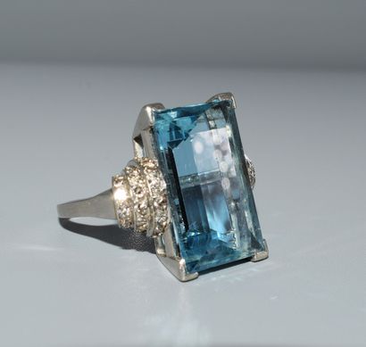 Art Deco platinum ring, dog-head hallmark,...