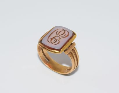 18K (750/°°) yellow gold eagle head hallmarked...