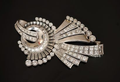 800/°° silver brooch, 9K (375/°°°) white...