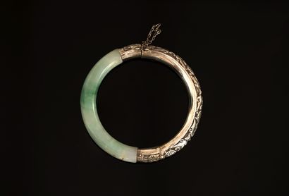 BRACELET in min. 800/°° swan silver and shaded...