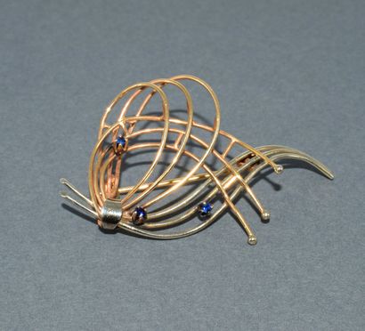 BROCHE gerbe en or jaune et blanc 18k (750/°°)...