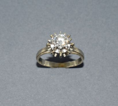 SOLITARY RING in 18k (750/°°) white gold...