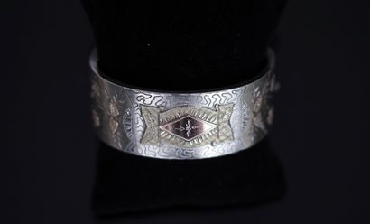 BRACELET LARGE rigide ouvrant en argent et...
