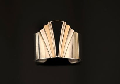BRACELET MANCHETTE rigide ouvert en argent...