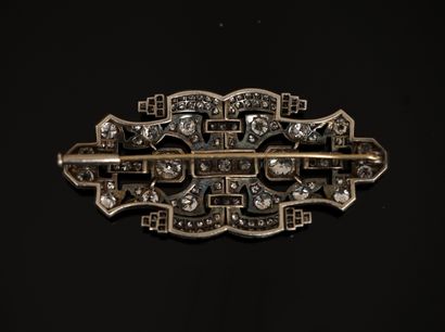 BROCHE PLAQUE Art Déco en argent min 800/°°...