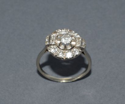 18K (750/°°) white gold ring, eagle head...