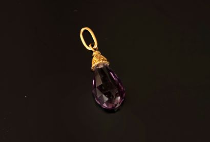 PENDENTIF en or jaune 18k (750/°°) poinçon...