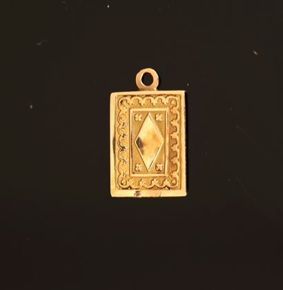 CHARMANTE BRELOQUE en or jaune 18K (750/°°)...