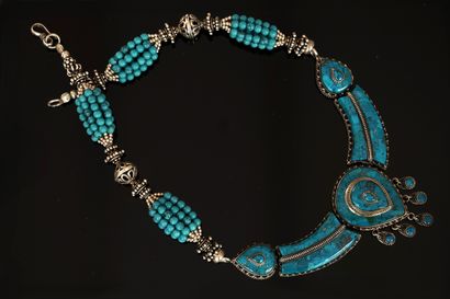 COLLIER de style ethnique en argent min 800/°°...