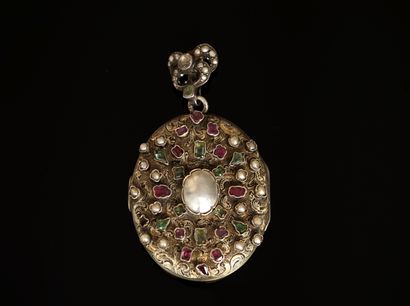 A silver and silver-gilt min. 800/°° (swan...