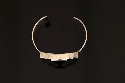 BRACELET MANCHETTE rigide ouvert en argent...