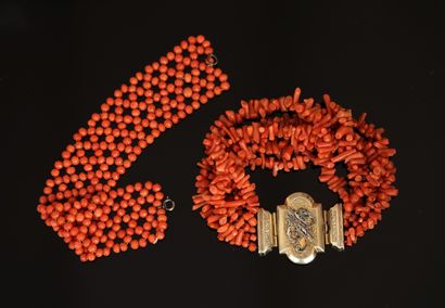 SET consisting of 2 BRACELETS of orange-red...